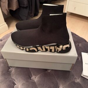 NEW…Balenciaga Knit Sneaker